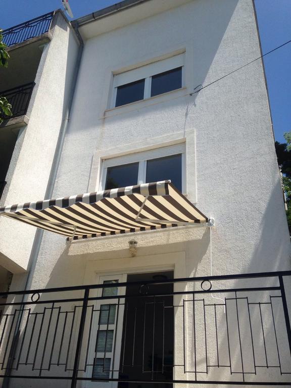 Senj Apartment Esterno foto